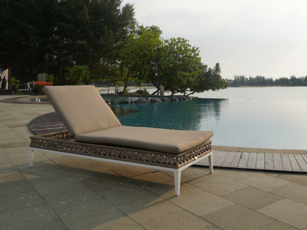 Promotions Malaysia - Promotions - Barcelona Sun Lounger